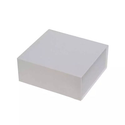 Custom White Paperboard Luxury Magnetic Folding Gift Box   Closure For Easy To Ship